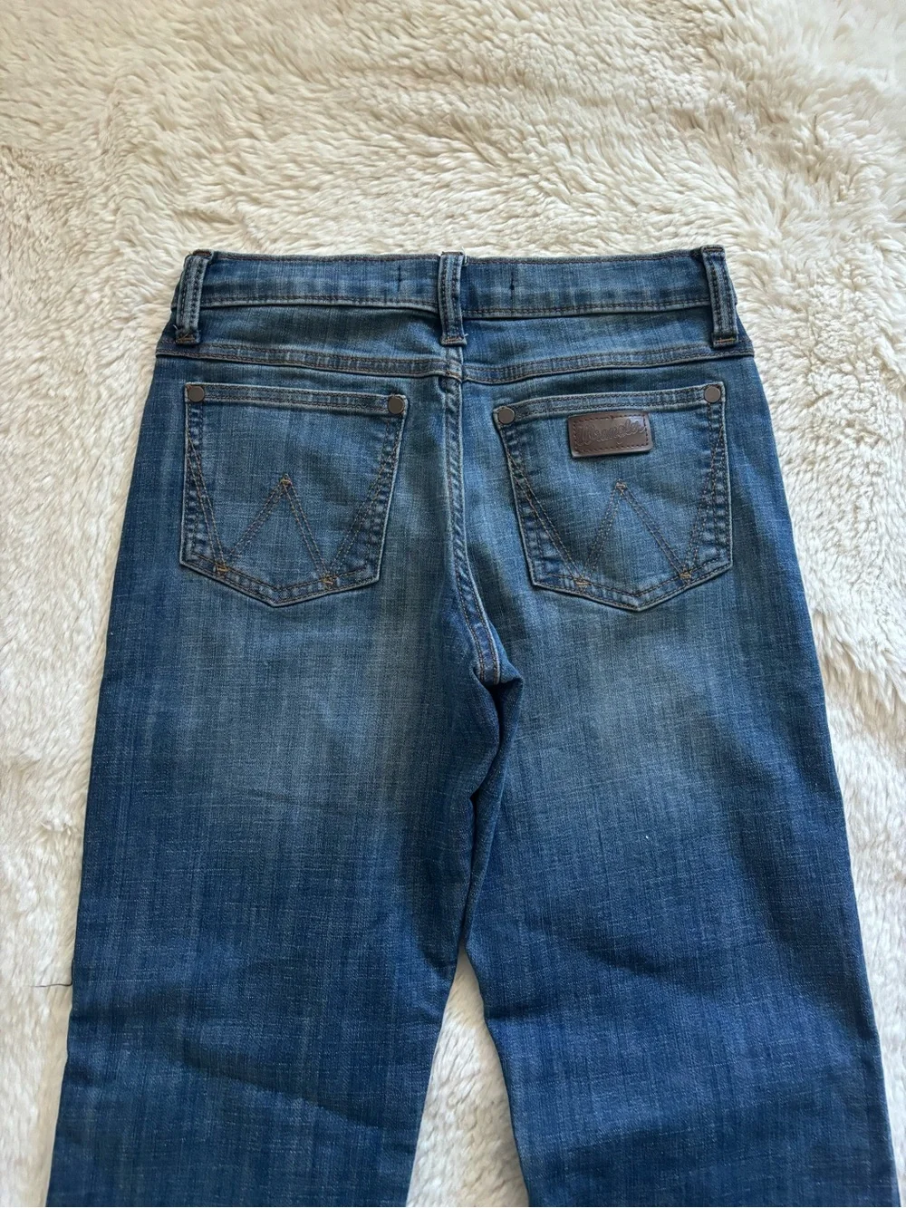 Wrangler Retro Relaxed Boot Cut Girls Jeans Size 14